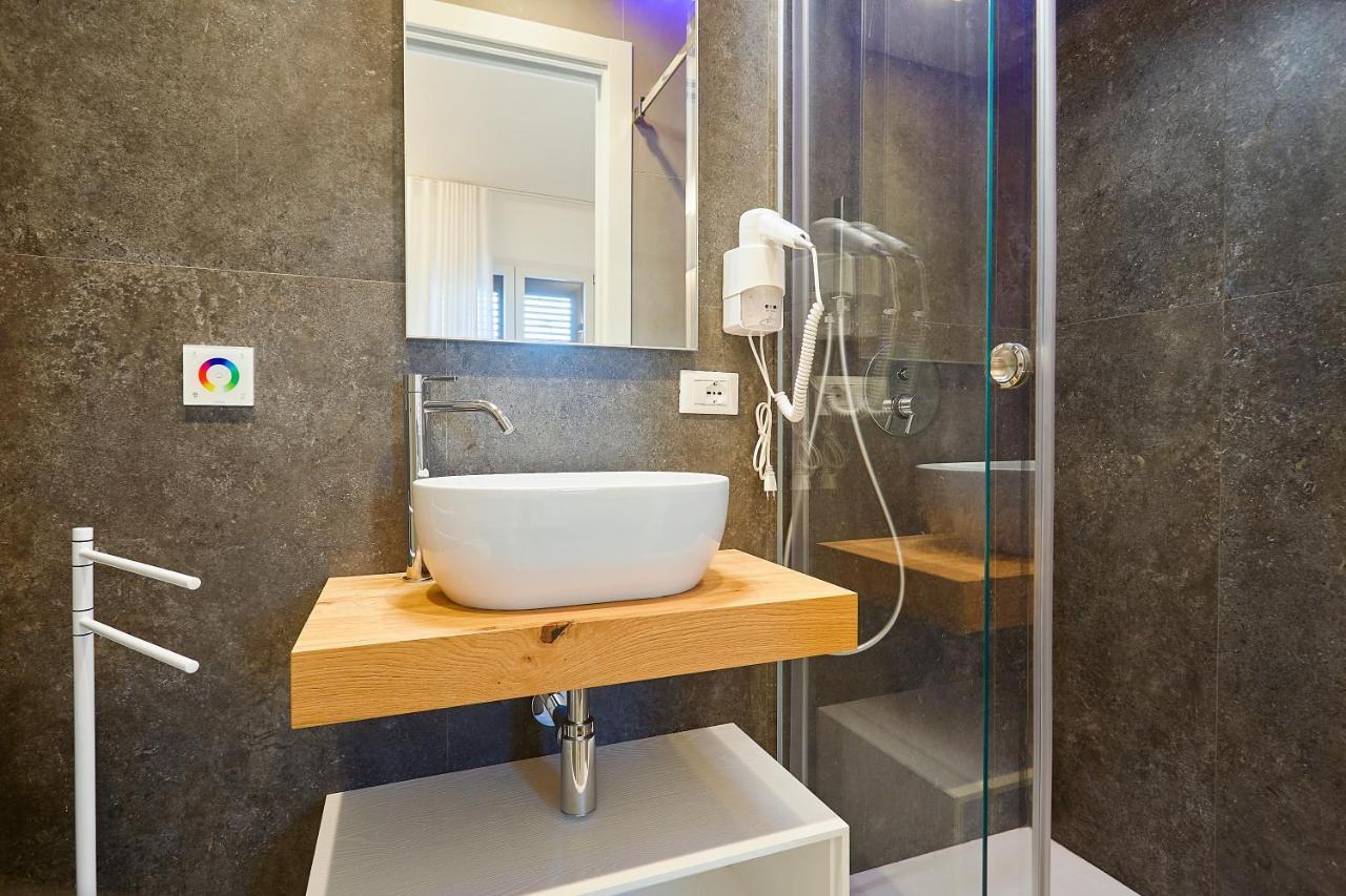קאסטלמארה דל גולפו Porta Del Golfo Apartments & Suites מראה חיצוני תמונה