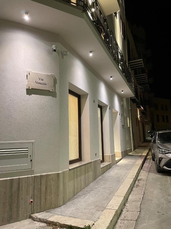 קאסטלמארה דל גולפו Porta Del Golfo Apartments & Suites מראה חיצוני תמונה
