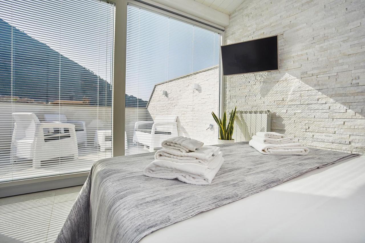 קאסטלמארה דל גולפו Porta Del Golfo Apartments & Suites מראה חיצוני תמונה